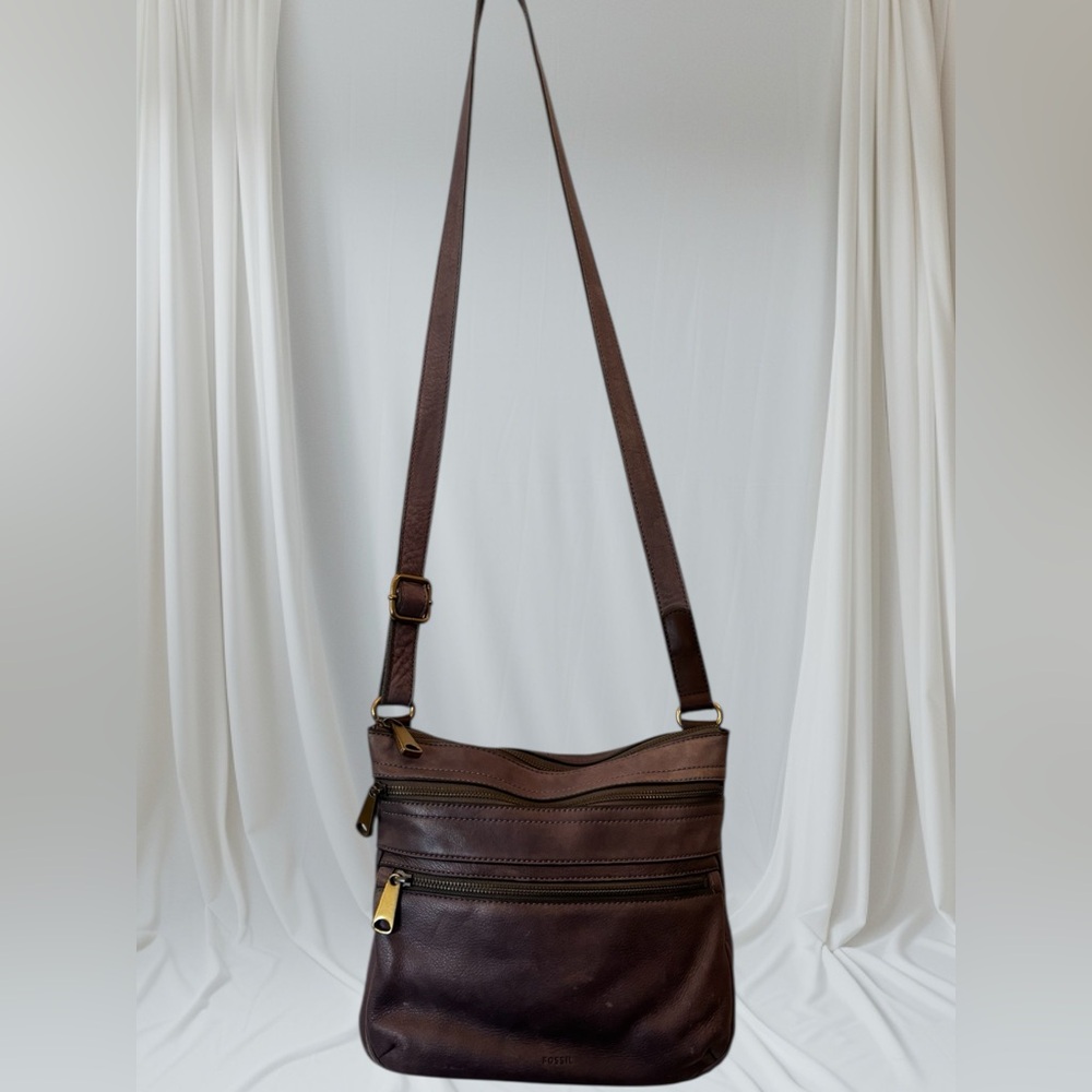 FOSSIL Gray Real Leather Crossbody/Shoulder Bag.
